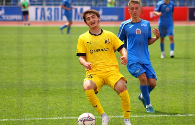 Команды "Ростова" провели три матча против "Краснодара"